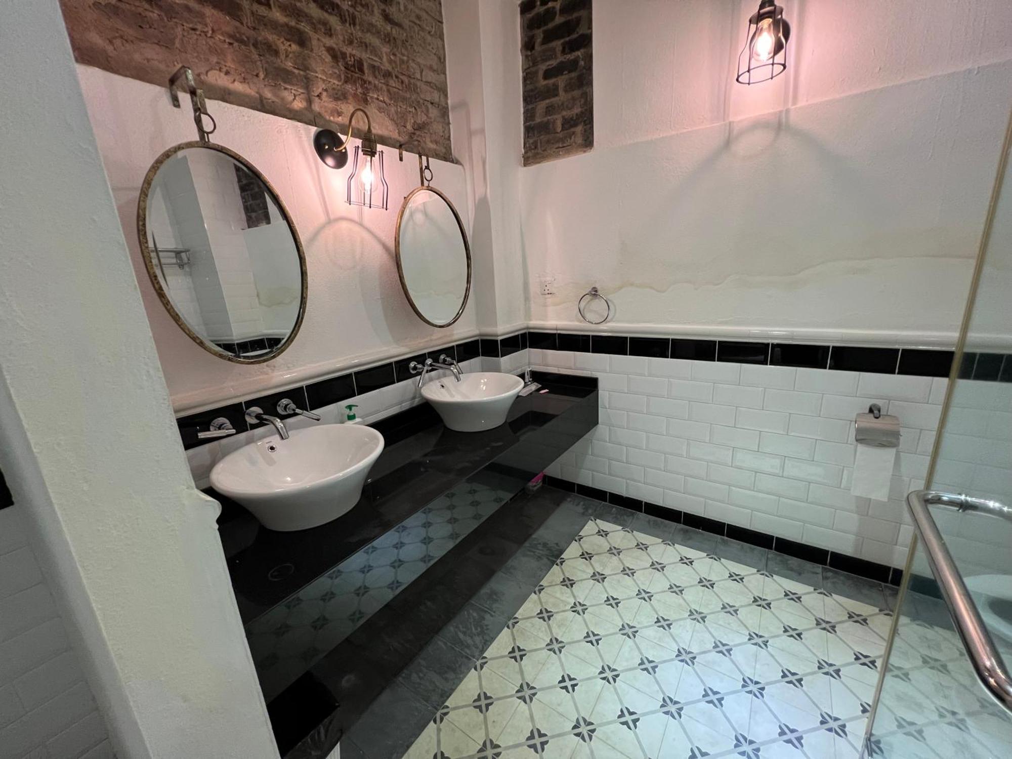 Botanica Mansion Bed & Breakfast Balik Pulau Bagian luar foto