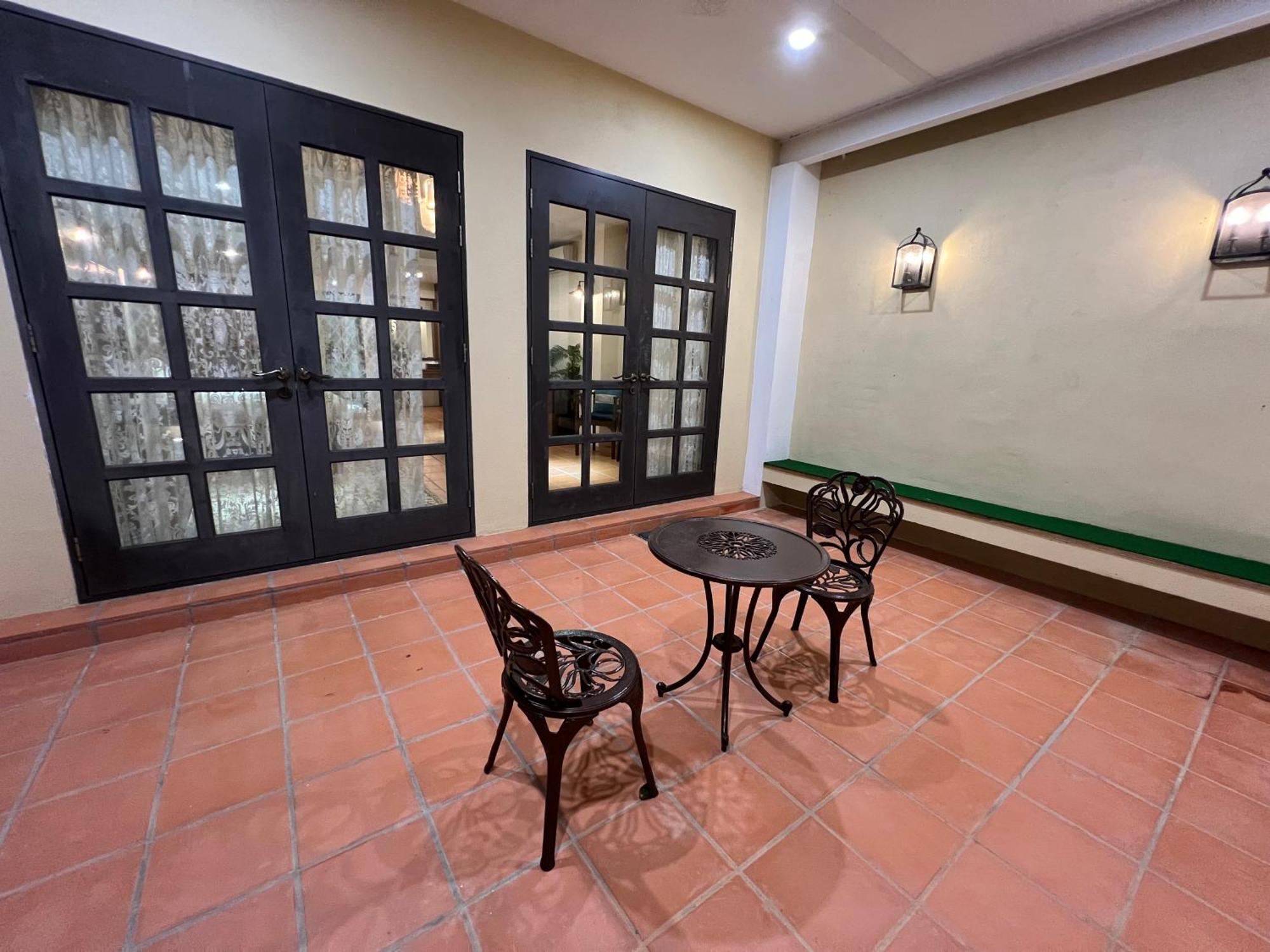 Botanica Mansion Bed & Breakfast Balik Pulau Bagian luar foto