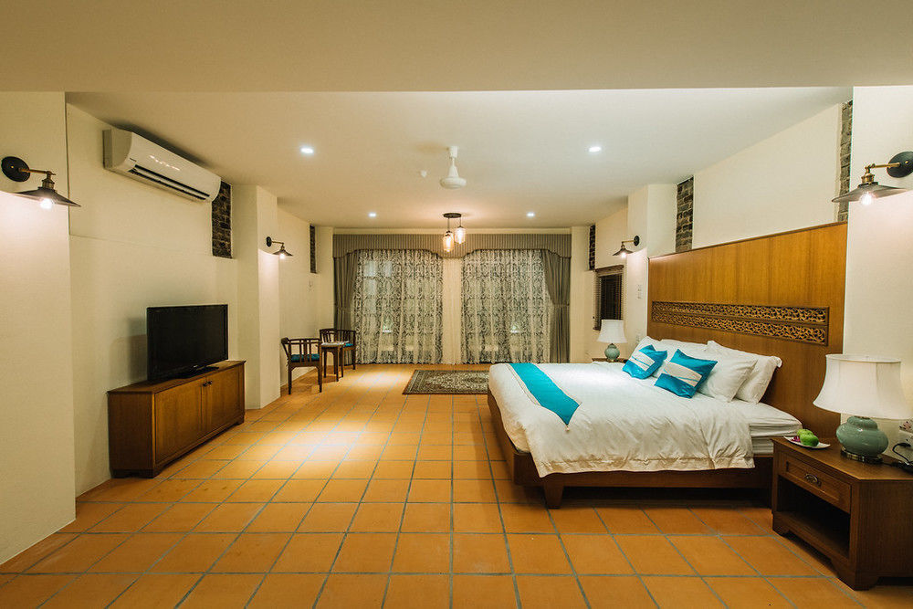 Botanica Mansion Bed & Breakfast Balik Pulau Bagian luar foto
