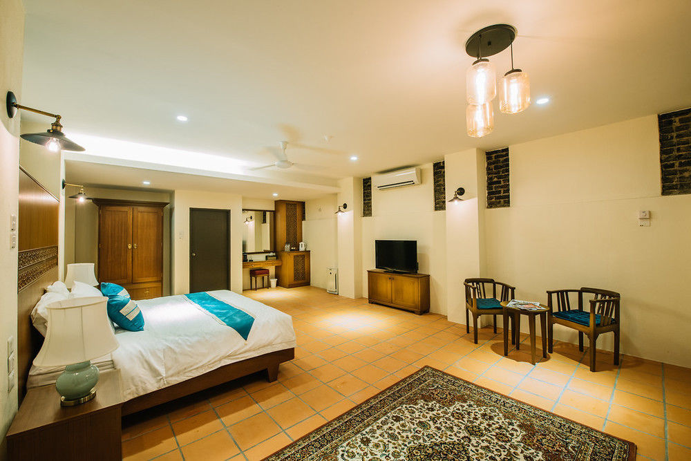 Botanica Mansion Bed & Breakfast Balik Pulau Bagian luar foto