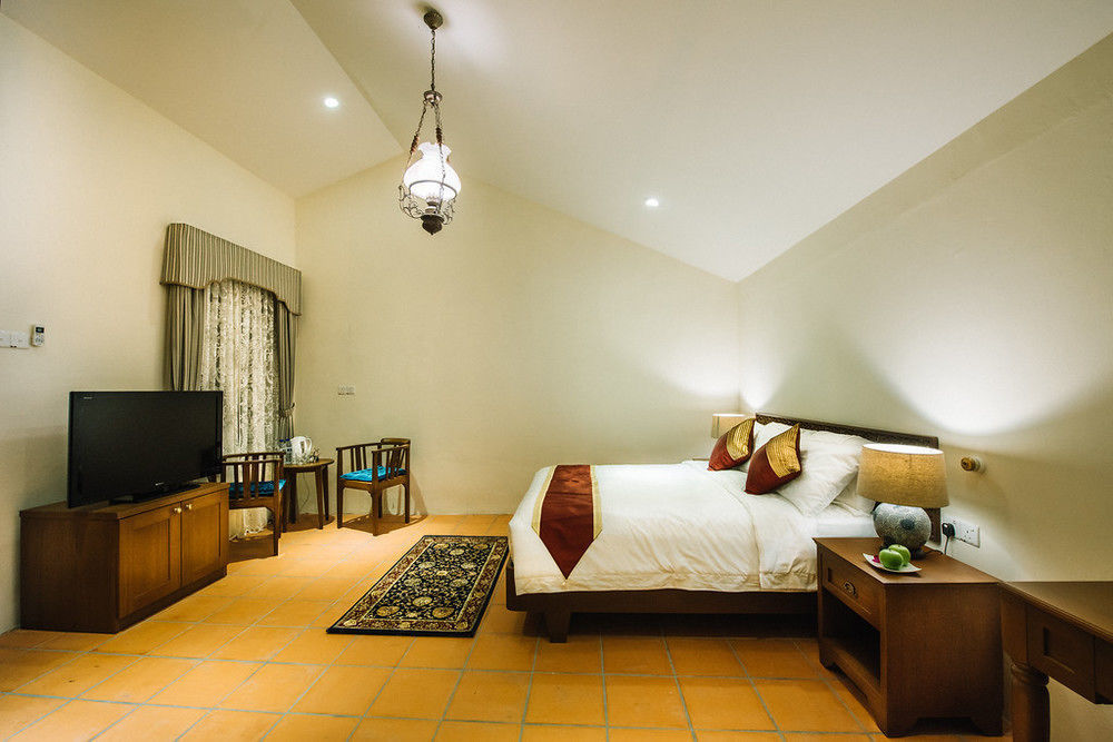 Botanica Mansion Bed & Breakfast Balik Pulau Bagian luar foto