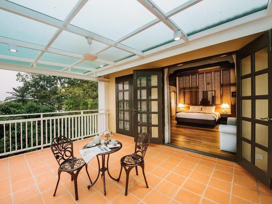 Botanica Mansion Bed & Breakfast Balik Pulau Bagian luar foto